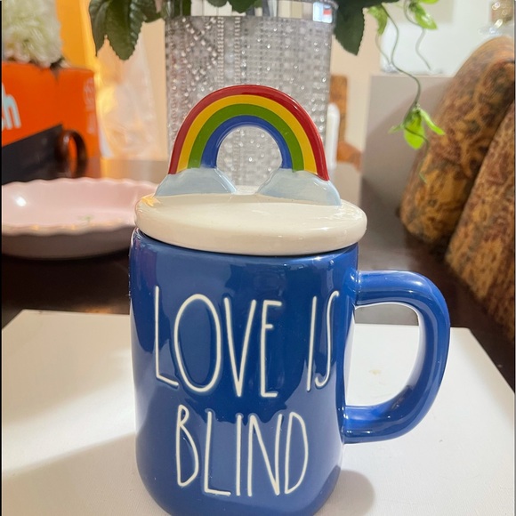 Rae dunn blue mug with topper lids love is blind - Picture 1 of 5
